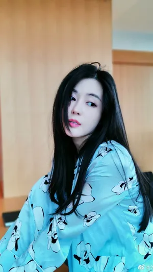 汤晶媚性感靓丽写真图片_7