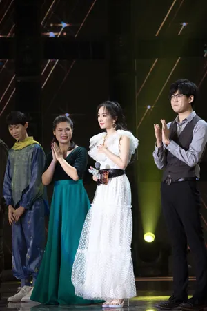 杨幂中国达人秀冲刺夜剧照图片_7