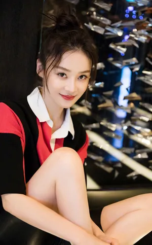 袁姗姗休闲甜美写真图片_2