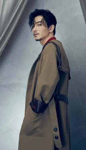 陈晓儒雅斯文时尚写真图片_3