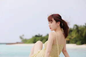 张檬吊带裙性感写真图片_7