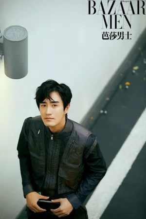 杨玏橘色暖男写真图片