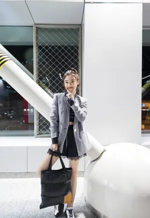 袁姗姗清秀甜美写真图片_2