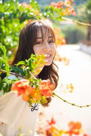 迪丽热巴唯美浪漫写真图片_4