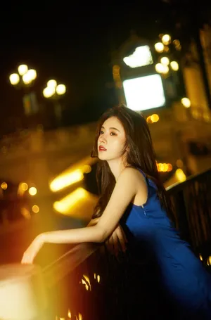 鞠婧祎甜美写真花絮照图片_1