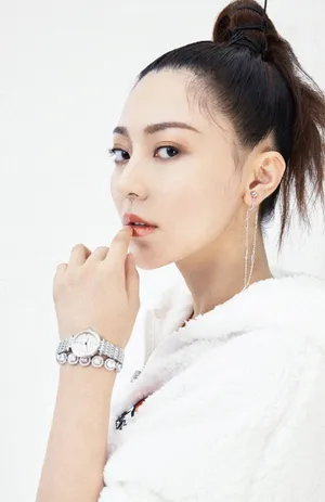黄梦莹复古冷艳写真大片_2