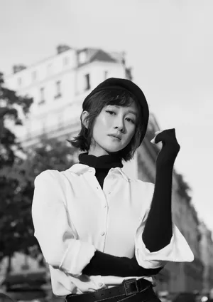 练练黑白法式优雅写真图片_2