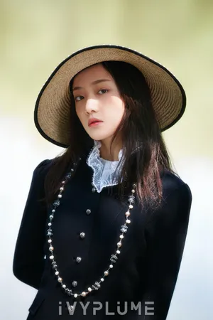 吴佳怡欧式复古性感写真图片_2