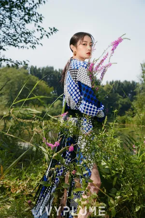 吴佳怡欧式复古性感写真图片_5
