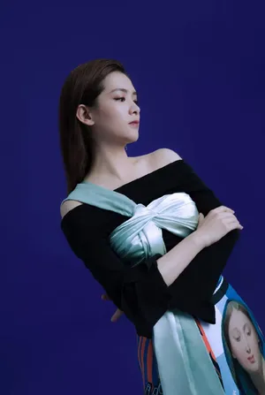 陈昊宇复古冷艳写真图片_7