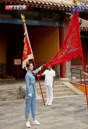 关晓彤《遇见天坛》清秀图片_4