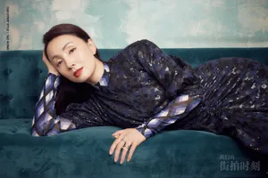 陶虹亮片长裙靓丽写真图片_2