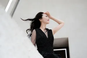 内地歌手原子飞性感写真图片_2