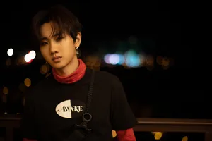 汪苏泷帅气光影夜拍写真图片_2