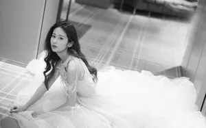 颖儿仙气唯美白裙写真图片_3