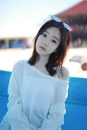 冯提莫旅拍照图片