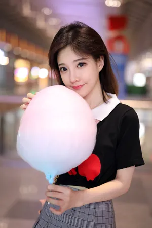 冯提莫生活照图片_1