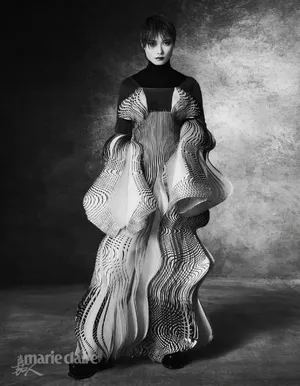 李宇春暗黑风质感写真图片_5