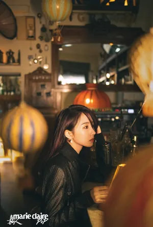 孟美岐嘉人杂志封面写真图片_5