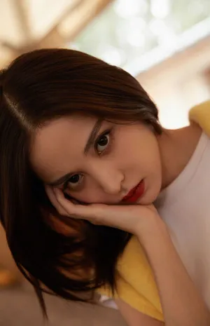 古力娜扎时尚温婉写真图片_5