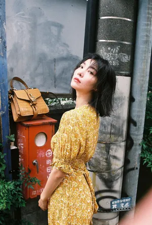 齐溪随性惬意写真图片