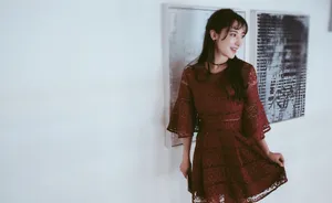 曲尼次仁清新甜美生活照图片_2