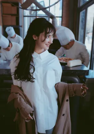 曲尼次仁清新甜美生活照图片_4