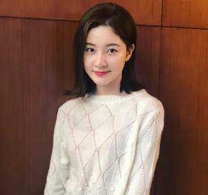 崔心心清秀甜美写真图片_5