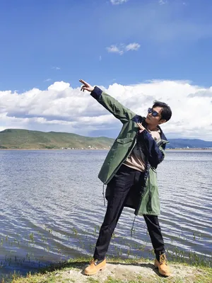 张彬彬清爽帅气旅拍照图片_1