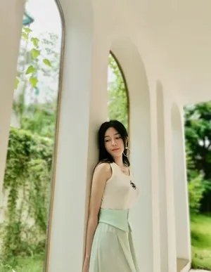 汤晶媚仙气唯美写真图片_3
