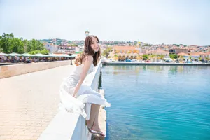 迪丽热巴灵动仙气海边写真图片