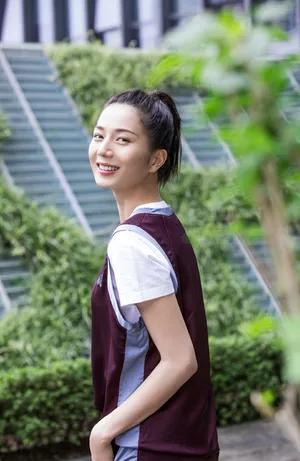 彭杨休闲运动风写真图片_2