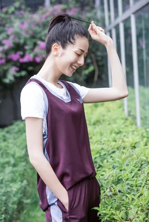 彭杨休闲运动风写真图片_4