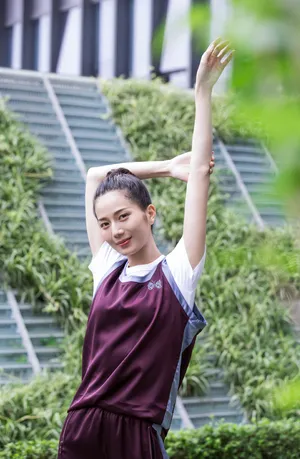 彭杨休闲运动风写真图片_6