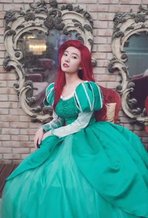 刘萌萌生日会美人鱼装图片_8