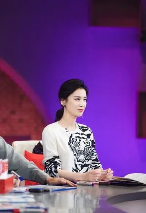 黄圣依时尚质感写真图片