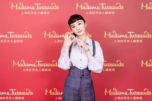 杨幂蜡像入驻上海杜莎高清图片_7