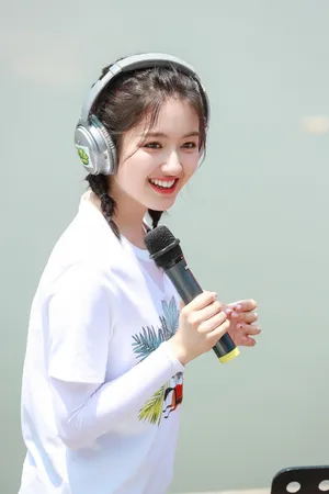 李兰迪《青春环游记》甜美图片_3