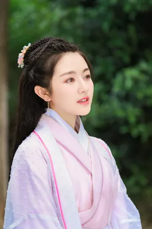 李兰迪粉嫩古装写真图片_4