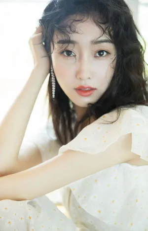 宣璐甜美养眼夏日写真图片_5