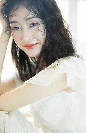 宣璐甜美养眼夏日写真图片_7