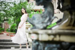 宋轶纯白甜美写真图片