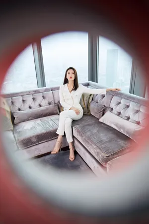 江疏影气质性感活动写真图片_3