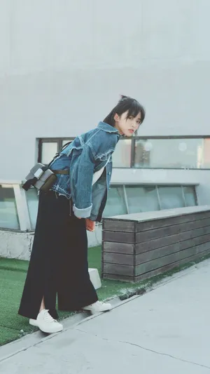 沈月清新甜美街拍图片