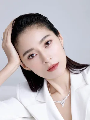王媛可性感摩登写真图片_3
