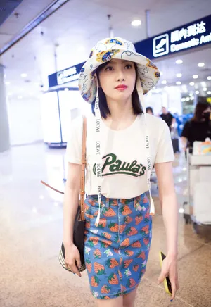 宋茜夏日清爽机场图片_6