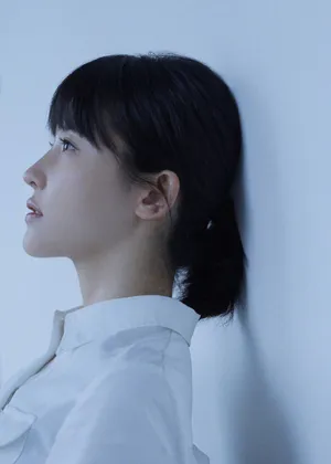 杨子姗《摩天大楼》角色海报图片_3