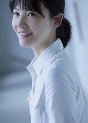 杨子姗《摩天大楼》角色海报图片_7