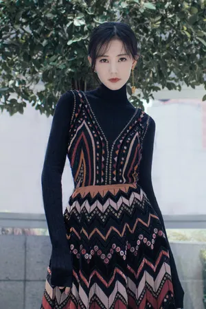 李一桐气质写真图片_3