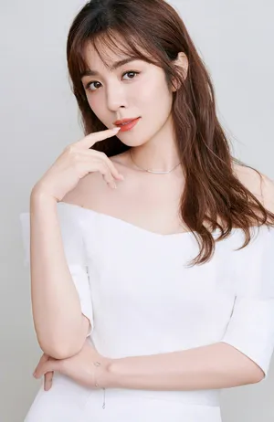 王晓晨性感迷人写真图片_3